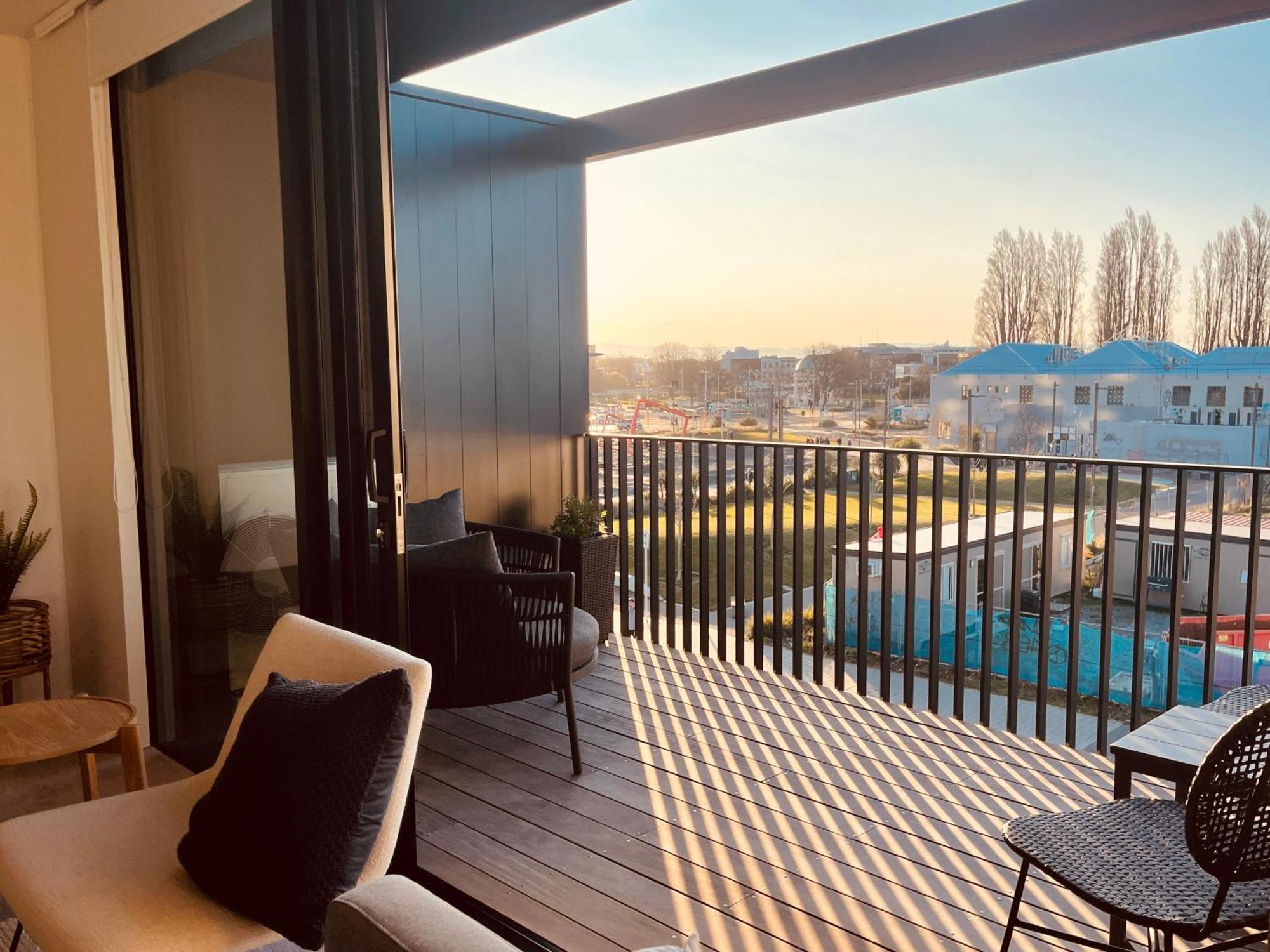 Top Floor Luxury City Central W Sunny Balcony Christchurch Dış mekan fotoğraf